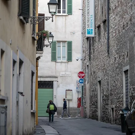 Luogo Comune ブレシア