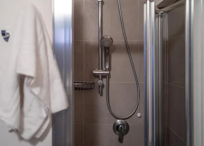 Luogo Comune * Bréscia